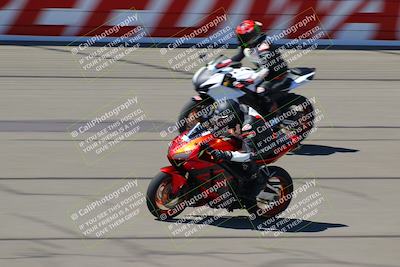 media/Jun-26-2022-Fastrack Riders (Sun) [[e3c435f101]]/Level 2/Start Finish/